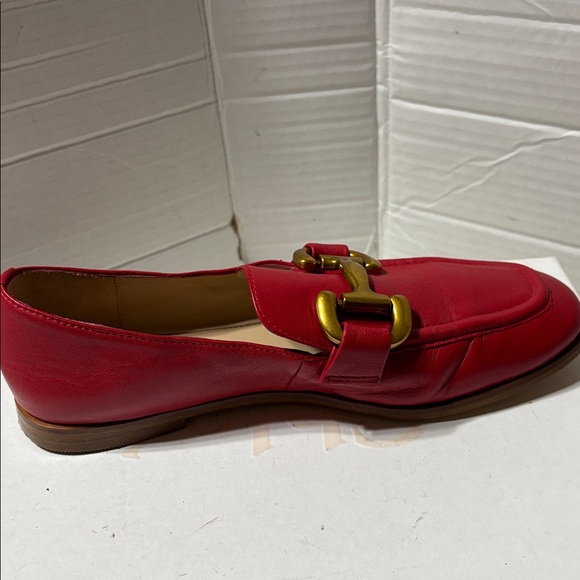 Boden Iris Snaffle Red Leather loafers with Gold Accent. EUC - Picture 4 of 6